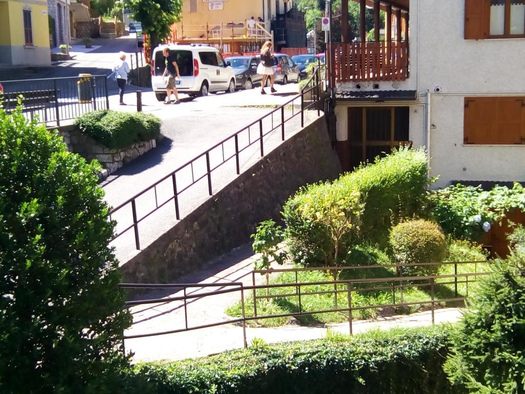 Apartament Bilocale A Piazza Brembana Zewnętrze zdjęcie